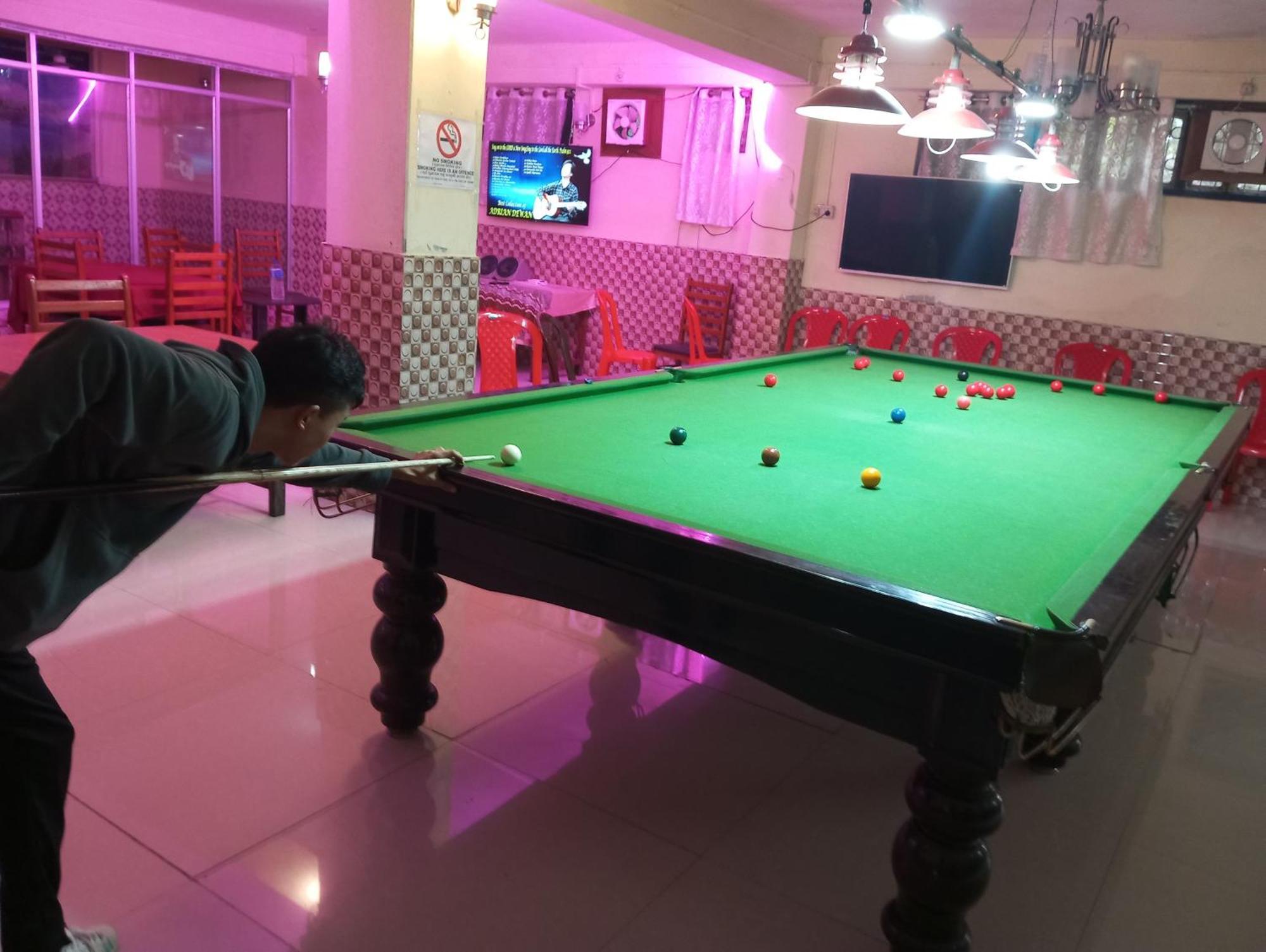 Hotel Lhasa Гангток Екстериор снимка