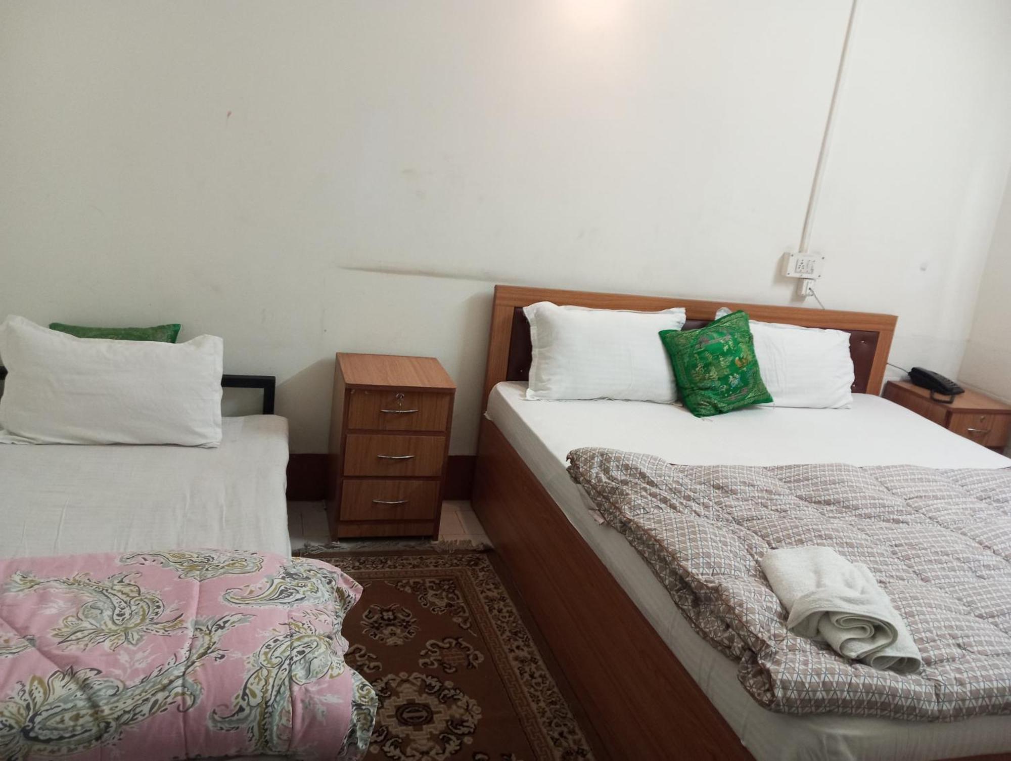 Hotel Lhasa Гангток Екстериор снимка
