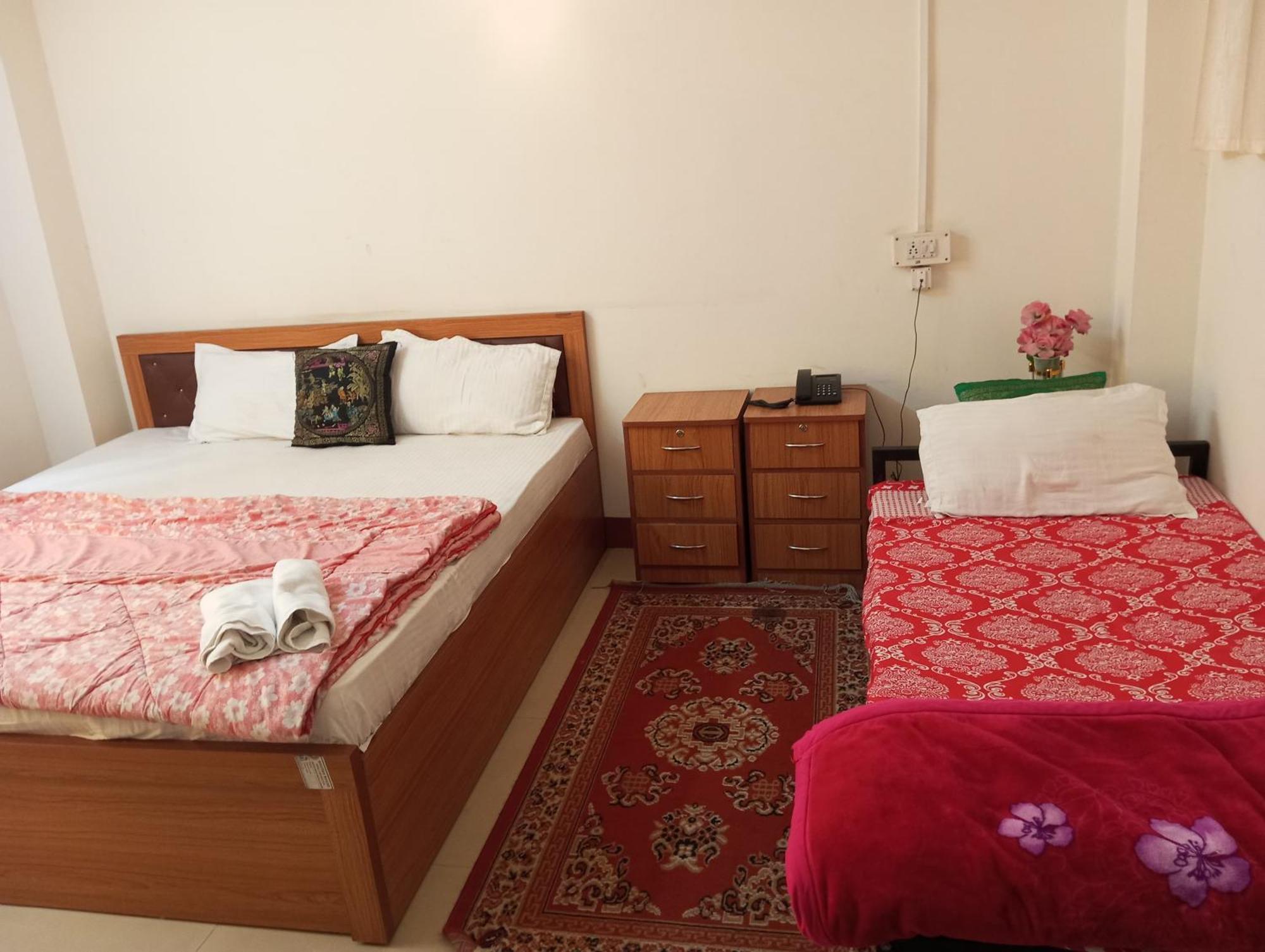 Hotel Lhasa Гангток Екстериор снимка